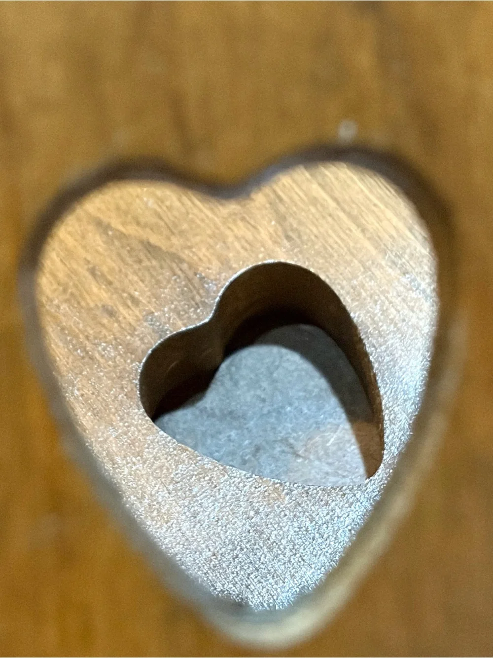 Vintage- 🤎 Wooden Heart Cutout Wall Sconces in Warm Brown